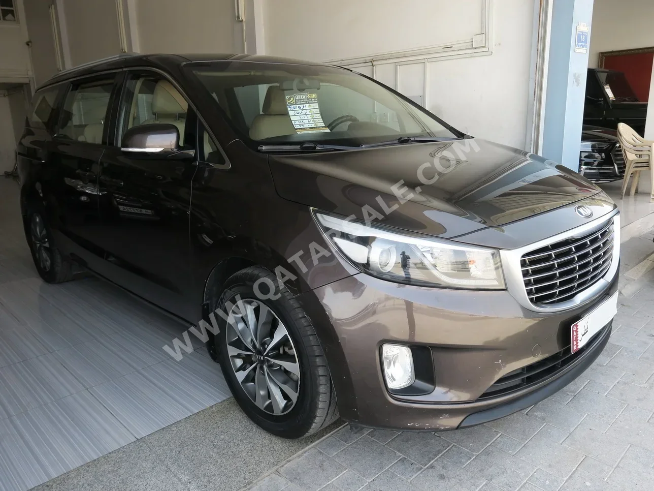 Kia  Carnival  2016  Automatic  112,000 Km  6 Cylinder  Front Wheel Drive (FWD)  Van / Bus  Gray