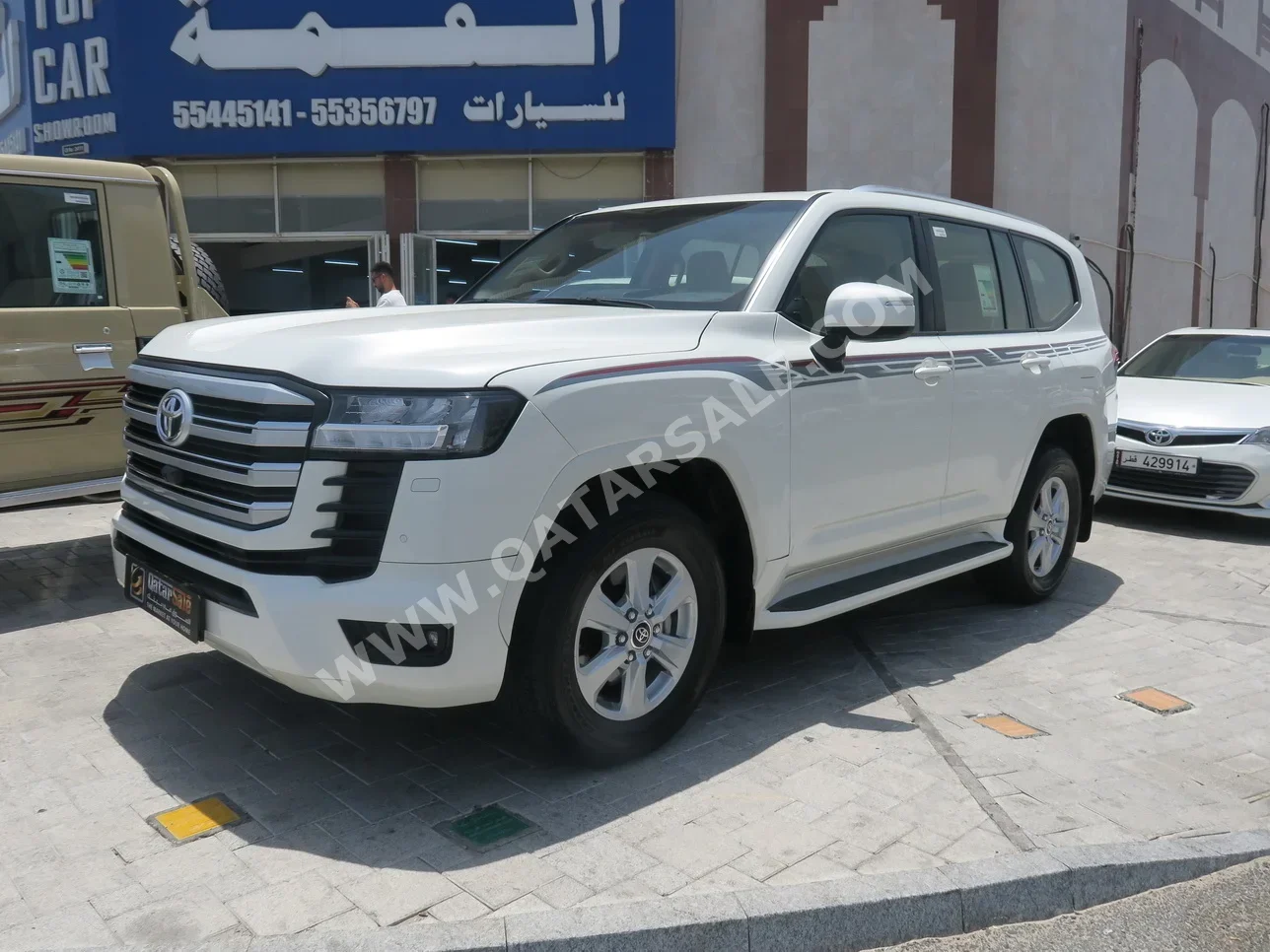 Toyota  Land Cruiser  GXR Twin Turbo  2023  Automatic  61,000 Km  6 Cylinder  Four Wheel Drive (4WD)  SUV  White  With Warranty