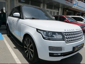 Land Rover  Range Rover  Vogue Super charged  2013  Automatic  177,000 Km  8 Cylinder  Four Wheel Drive (4WD)  SUV  White