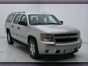 Chevrolet  Suburban  2013  Automatic  232,000 Km  8 Cylinder  Four Wheel Drive (4WD)  SUV  Silver