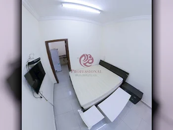 1 Bedrooms  Studio  For Rent  in Doha -  Fereej Bin Mahmoud  Fully Furnished