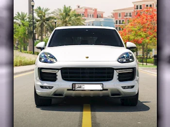 Porsche  Cayenne  GTS  2016  Automatic  119,000 Km  8 Cylinder  Four Wheel Drive (4WD)  SUV  White