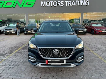 MG  HS  2021  Automatic  39,000 Km  4 Cylinder  Four Wheel Drive (4WD)  SUV  Black  With Warranty