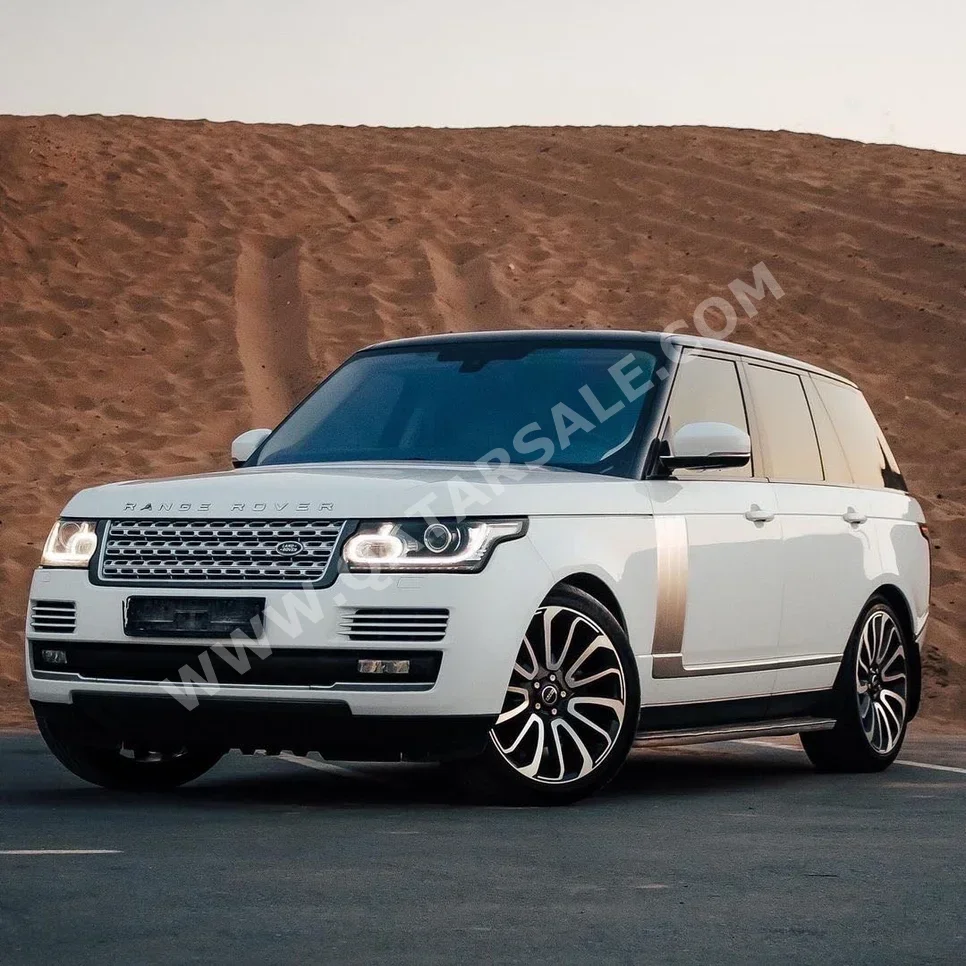 Land Rover  Range Rover  Vogue HSE  2016  Automatic  129٬000 Km  8 Cylinder  Four Wheel Drive (4WD)  SUV  White