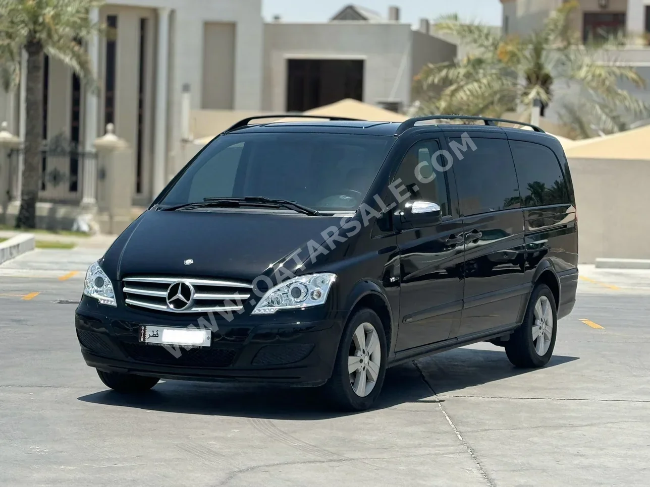 Mercedes-Benz  Viano  2014  Automatic  10,000 Km  6 Cylinder  Rear Wheel Drive (RWD)  Van / Bus  Black