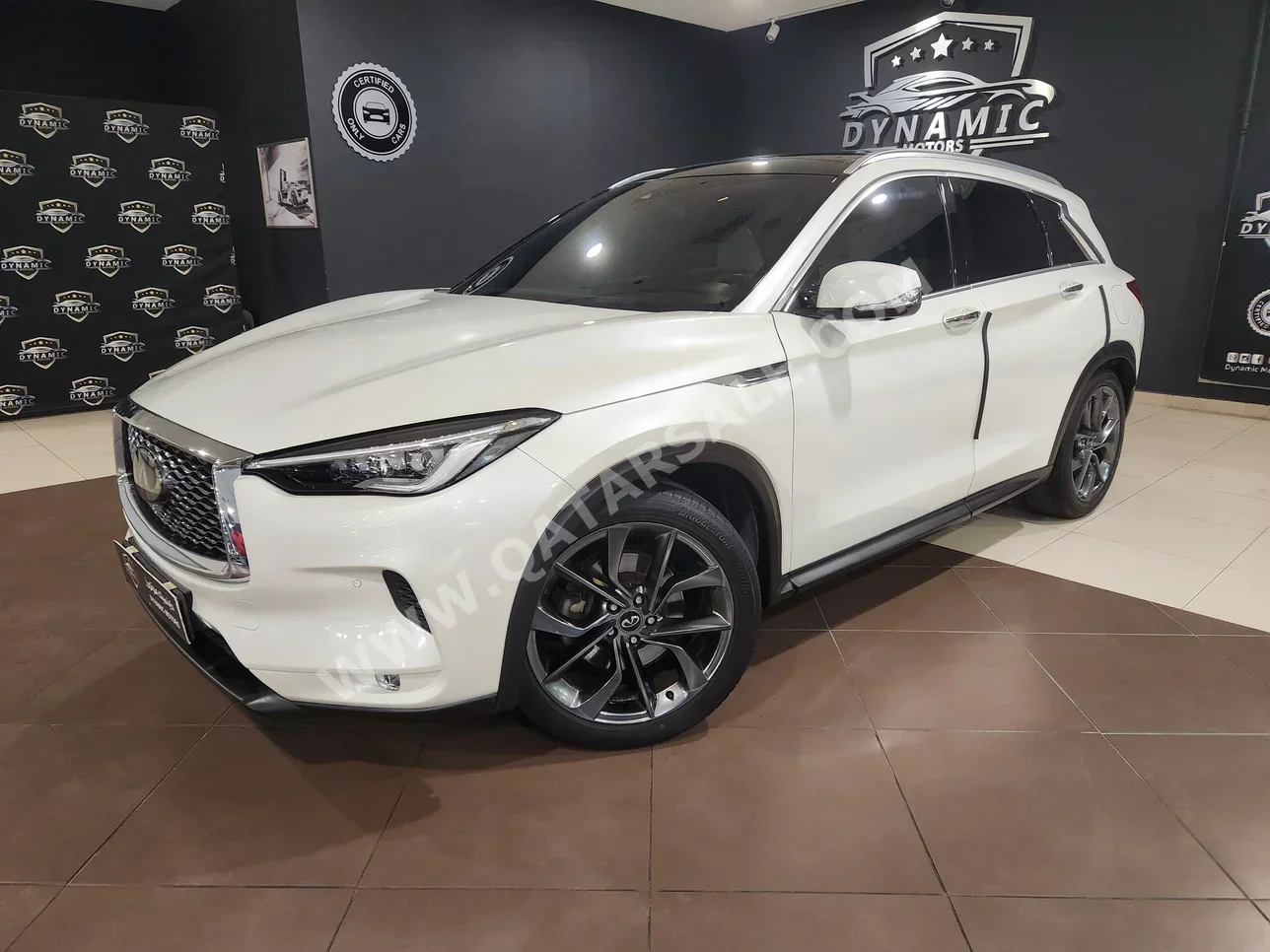 Infiniti  QX  50  2019  Automatic  22,000 Km  4 Cylinder  All Wheel Drive (AWD)  SUV  White  With Warranty