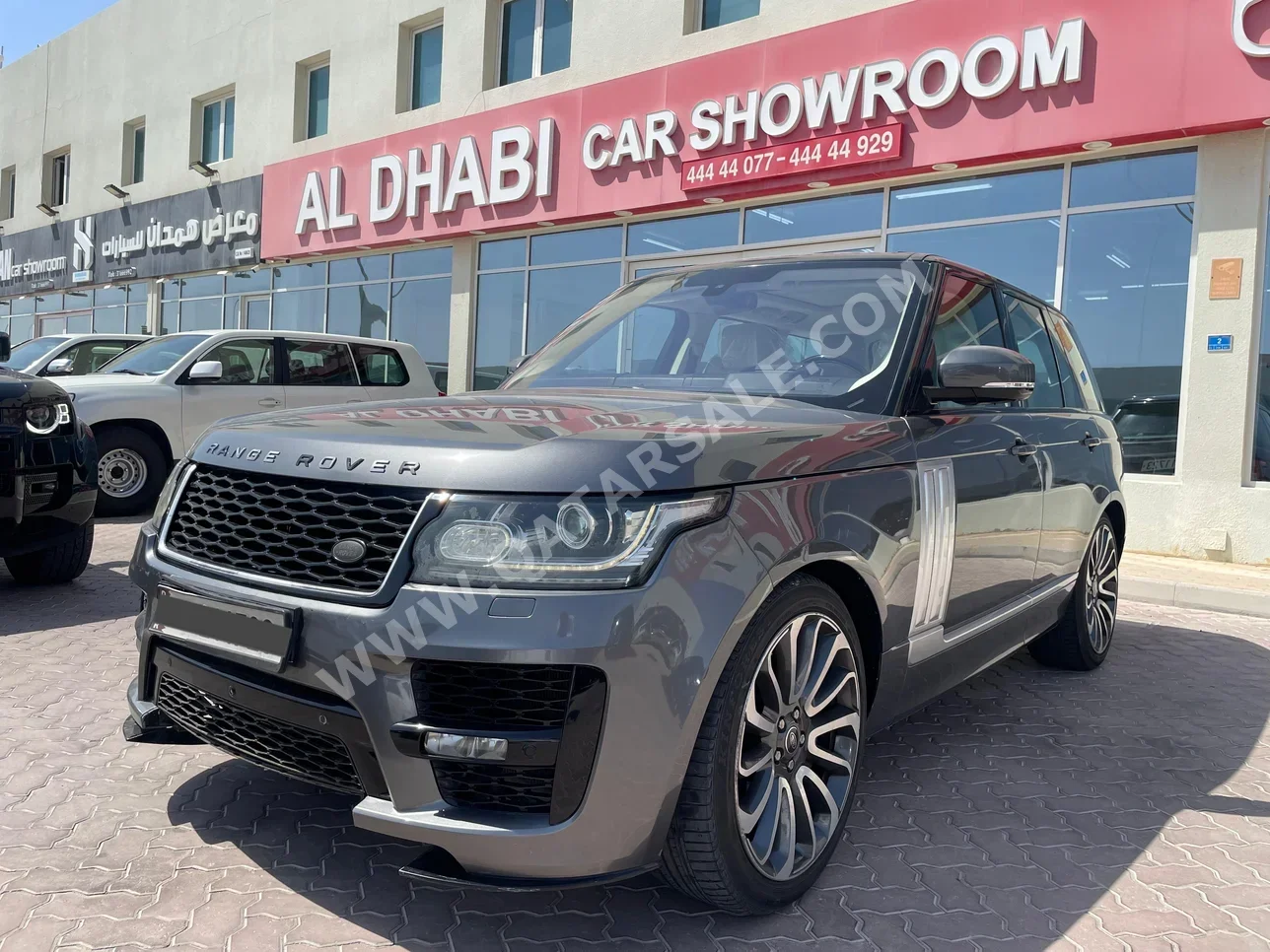 Land Rover  Range Rover  Vogue Super charged  2016  Automatic  224,000 Km  8 Cylinder  Four Wheel Drive (4WD)  SUV  Gray