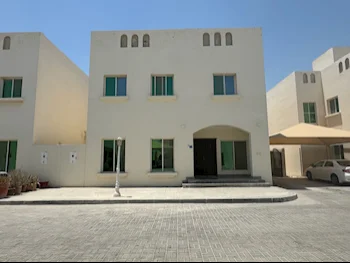 Family Residential  - Not Furnished  - Umm Salal  - Al Kharaitiyat  - 5 Bedrooms