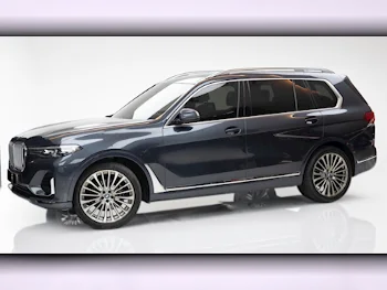 BMW  X-Series  X7 40i  2022  Automatic  76٬000 Km  6 Cylinder  Four Wheel Drive (4WD)  SUV  Gray  With Warranty