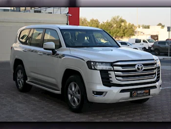 Toyota  Land Cruiser  GXR Twin Turbo  2023  Automatic  48,000 Km  6 Cylinder  Four Wheel Drive (4WD)  SUV  White  With Warranty