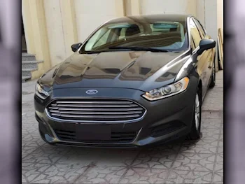 Ford  Fusion  2016  Automatic  102,000 Km  4 Cylinder  Front Wheel Drive (FWD)  Sedan  Gray Matte