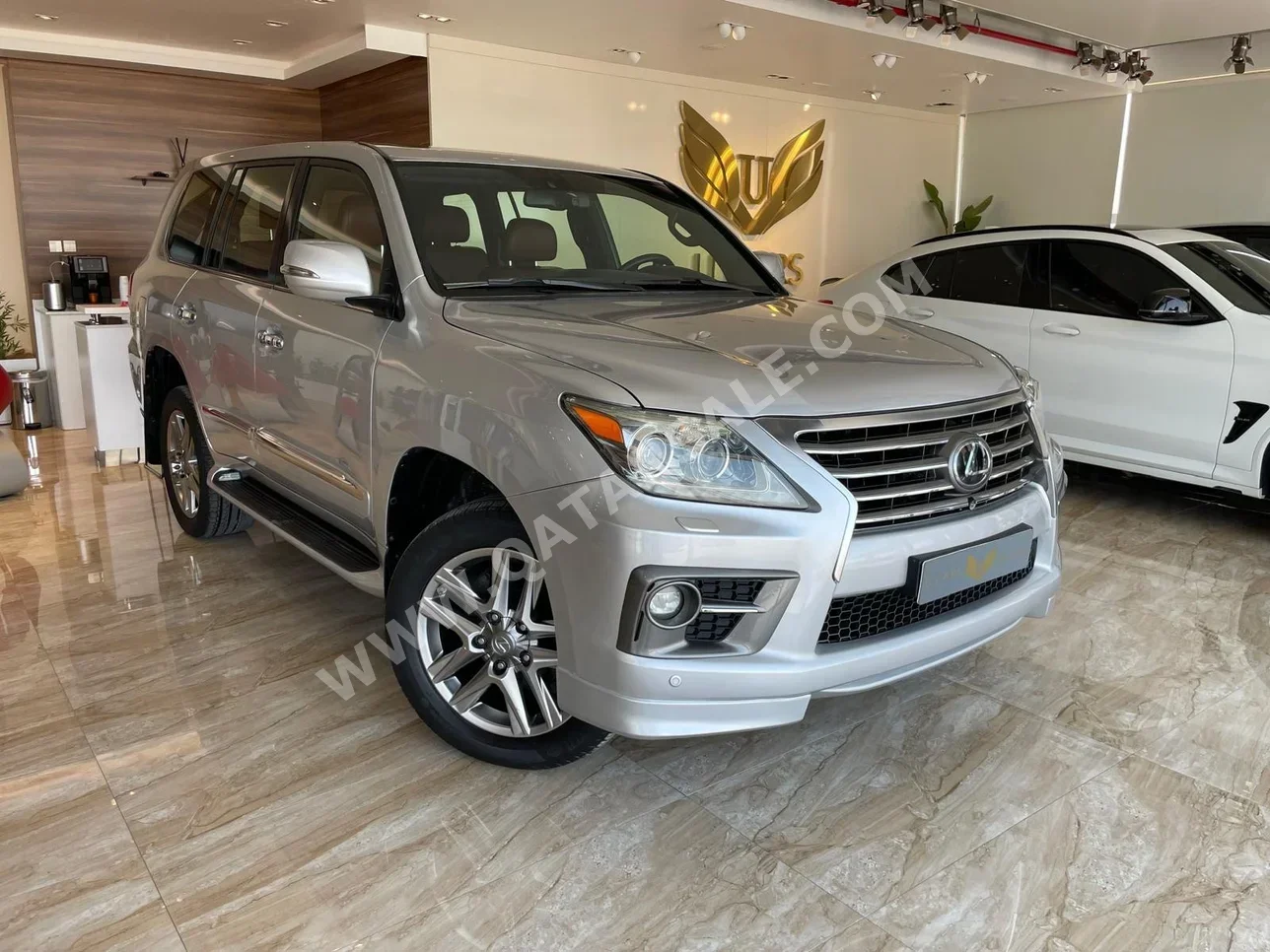 Lexus  LX  570 S  2014  Automatic  267,000 Km  8 Cylinder  Four Wheel Drive (4WD)  SUV  Silver