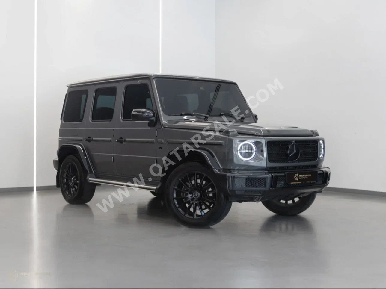 Mercedes-Benz  G-Class  500  2022  Automatic  28,400 Km  8 Cylinder  Four Wheel Drive (4WD)  SUV  Gray  With Warranty