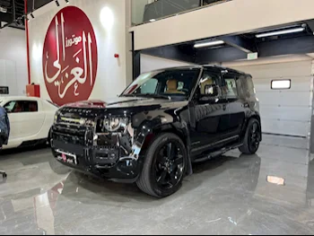  Land Rover  Defender  110 HSE  2023  Automatic  12,000 Km  6 Cylinder  Four Wheel Drive (4WD)  SUV  Black  With Warranty
