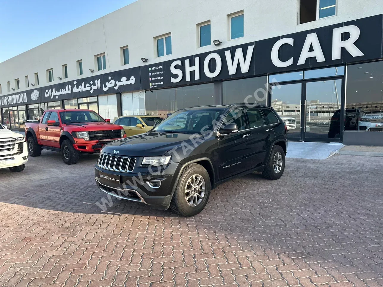 Jeep  Grand Cherokee  Limited  2014  Automatic  140,000 Km  8 Cylinder  Four Wheel Drive (4WD)  SUV  Black