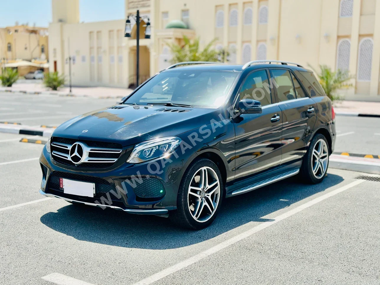 Mercedes-Benz  GLE  400  2018  Automatic  90,000 Km  6 Cylinder  Four Wheel Drive (4WD)  SUV  Black