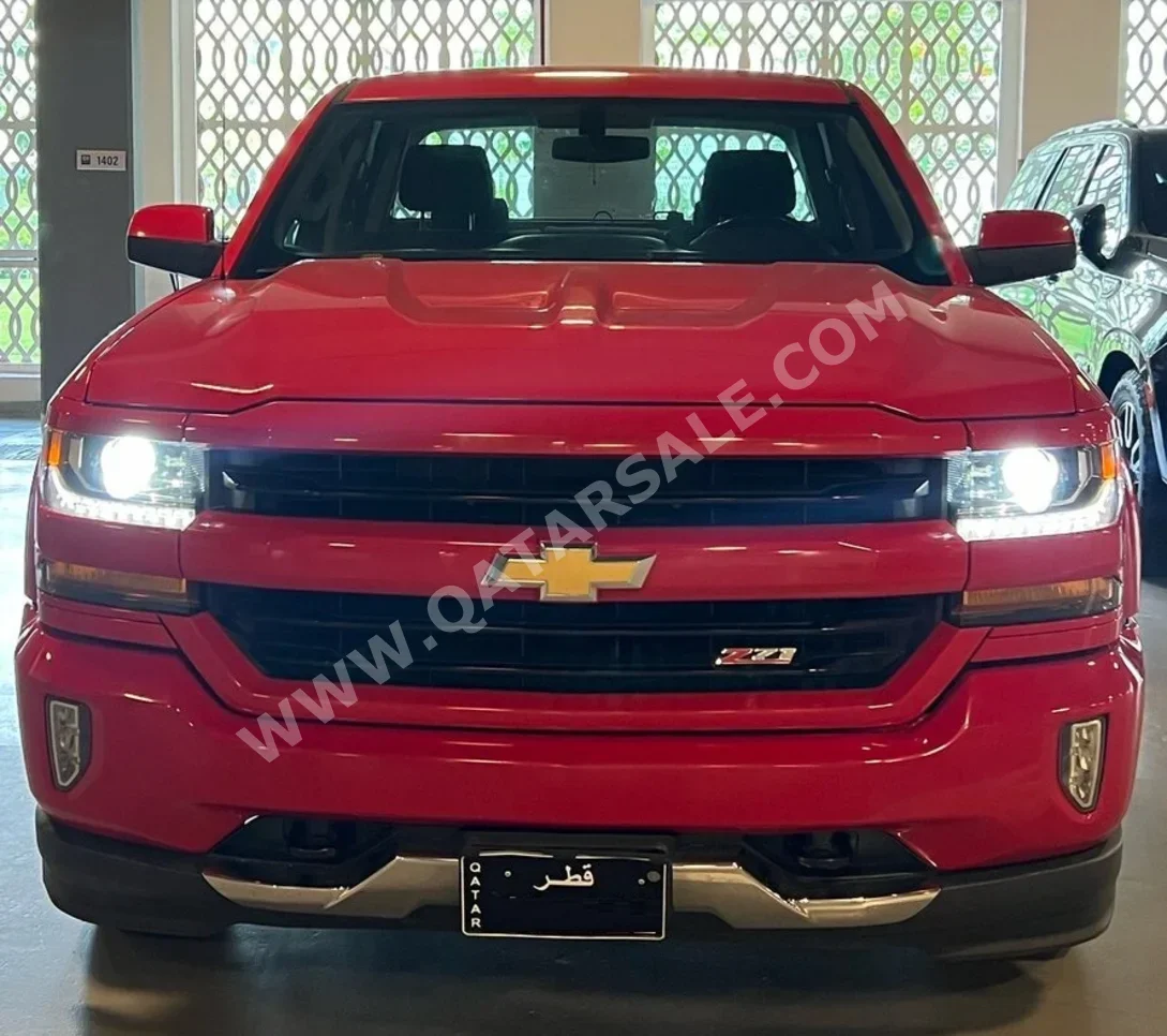 Chevrolet  Silverado  Z71  2018  Automatic  105,000 Km  8 Cylinder  Four Wheel Drive (4WD)  Pick Up  Red