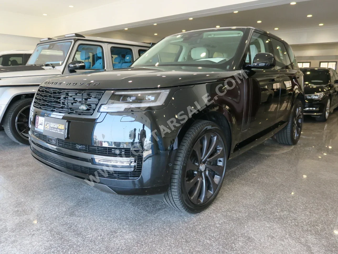 Land Rover  Range Rover  Vogue  Autobiography  2024  Automatic  0 Km  8 Cylinder  Four Wheel Drive (4WD)  SUV  Black  With Warranty