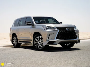Lexus  LX  570 S  2016  Automatic  187,000 Km  8 Cylinder  Four Wheel Drive (4WD)  SUV  Silver