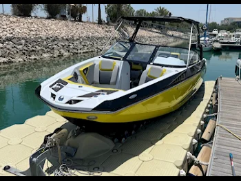 Speed Boat Scarab  255 ID  With Trailer