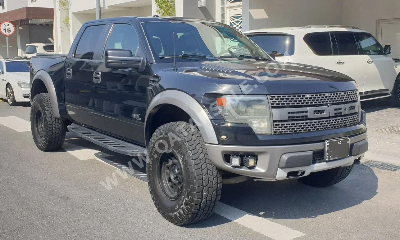 Ford  Raptor  SVT  2013  Automatic  118,000 Km  8 Cylinder  Four Wheel Drive (4WD)  Pick Up  Black