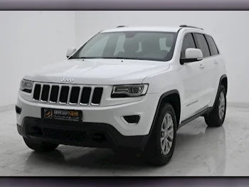Jeep  Grand Cherokee  Laredo  2016  Automatic  83,000 Km  6 Cylinder  Four Wheel Drive (4WD)  SUV  White