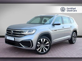 Volkswagen  Teramont  R Line  2023  Automatic  10,870 Km  6 Cylinder  All Wheel Drive (AWD)  SUV  Silver  With Warranty