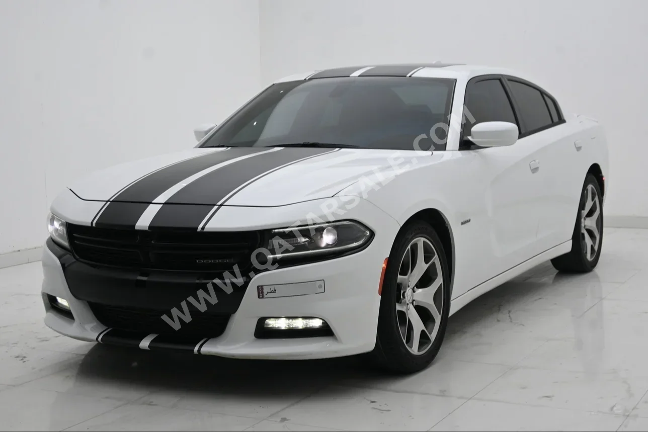 Dodge  Charger  RT  2015  Automatic  99,000 Km  8 Cylinder  Rear Wheel Drive (RWD)  Sedan  White