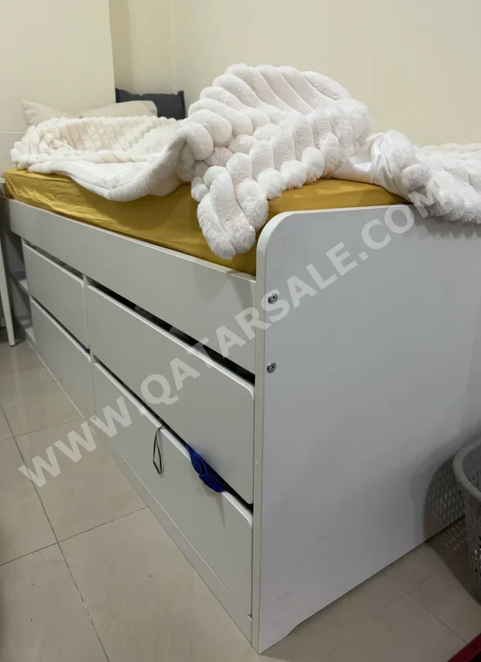 Beds - IKEA  - Single  - White  - Mattress Included