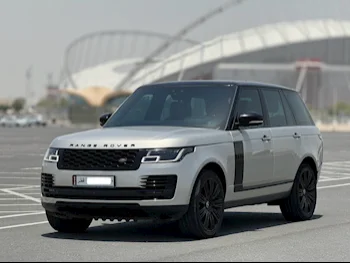 Land Rover  Range Rover  Vogue SE  2018  Automatic  133,000 Km  8 Cylinder  Four Wheel Drive (4WD)  SUV  Silver