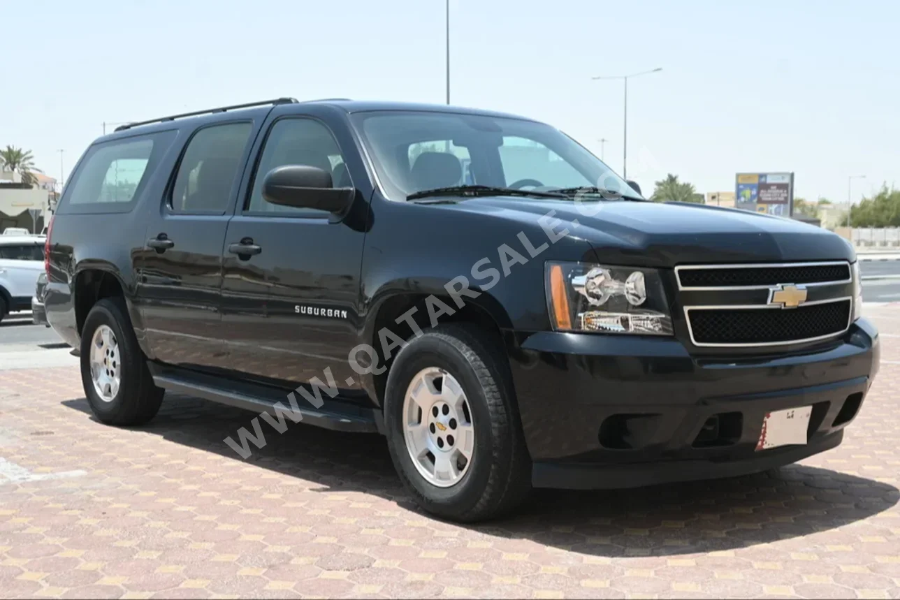  Chevrolet  Suburban  LT  2011  Automatic  210,000 Km  8 Cylinder  Four Wheel Drive (4WD)  SUV  Black  With Warranty