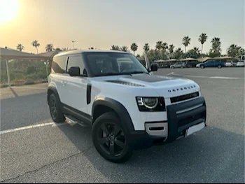 Land Rover  Defender  90 HSE  2021  Automatic  46,000 Km  6 Cylinder  Four Wheel Drive (4WD)  SUV  White and Black  With Warranty