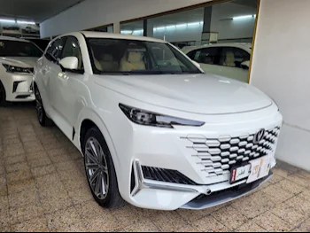 Changan  UNI-K  2023  Automatic  17,000 Km  4 Cylinder  All Wheel Drive (AWD)  SUV  White  With Warranty