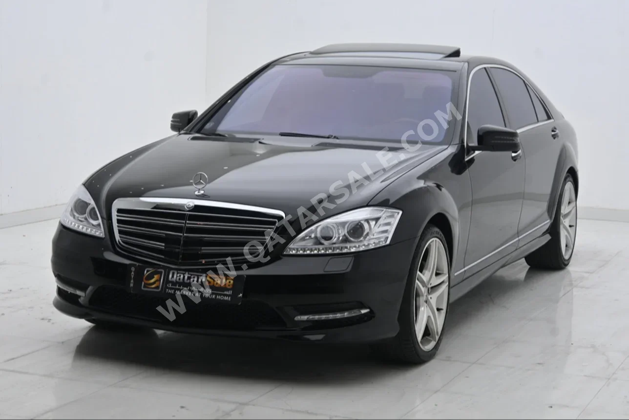Mercedes-Benz  S-Class  500  2007  Automatic  98,000 Km  8 Cylinder  Rear Wheel Drive (RWD)  Sedan  Black