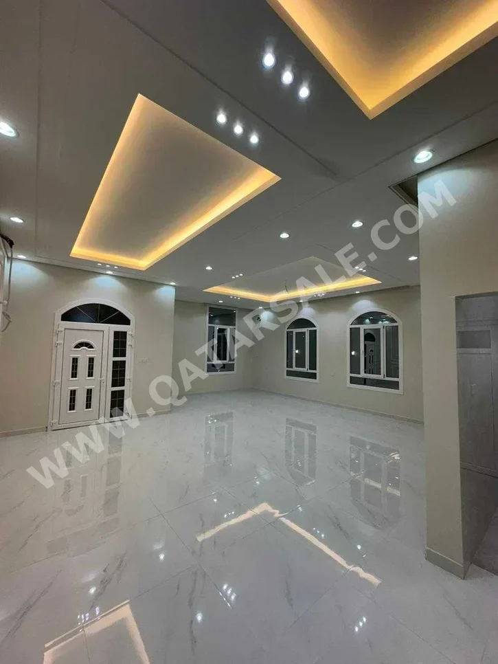 Family Residential  - Not Furnished  - Al Rayyan  - New Al Rayyan  - 7 Bedrooms