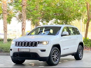 Jeep  Grand Cherokee  Laredo  2018  Automatic  111,000 Km  6 Cylinder  Four Wheel Drive (4WD)  SUV  White