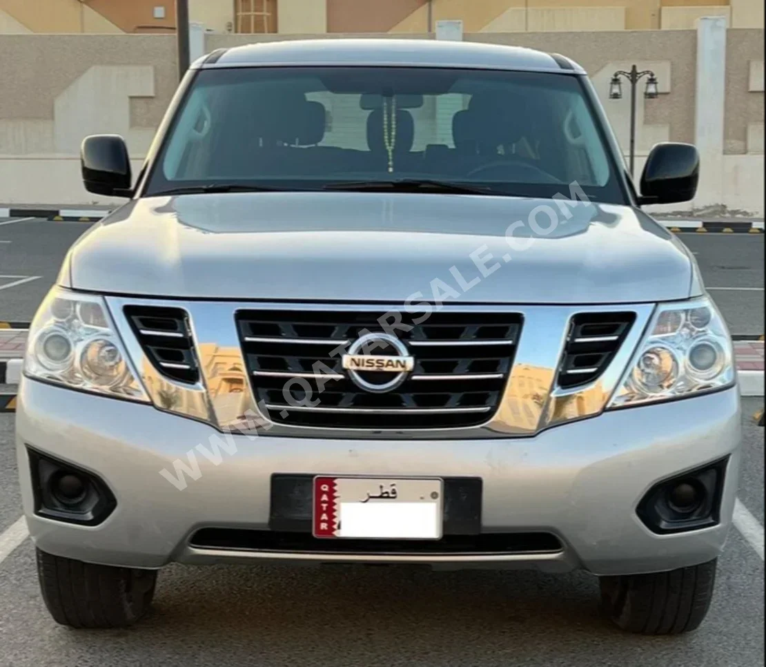 Nissan  Patrol  XE  2016  Automatic  135,000 Km  8 Cylinder  Four Wheel Drive (4WD)  SUV  Silver