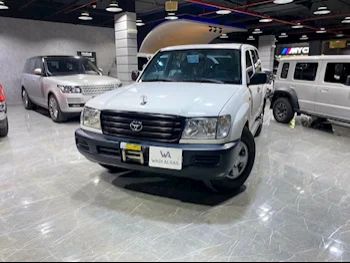 Toyota  Land Cruiser  G  2005  Automatic  220٬000 Km  6 Cylinder  Four Wheel Drive (4WD)  SUV  White