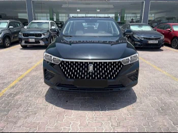 Bestune  T77  2023  Automatic  30٬000 Km  4 Cylinder  Four Wheel Drive (4WD)  SUV  Black  With Warranty
