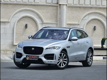 Jaguar  F-Pace  2017  Automatic  74,000 Km  6 Cylinder  Four Wheel Drive (4WD)  SUV  Silver
