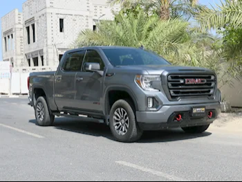 GMC  Sierra  AT4  2020  Automatic  80,000 Km  8 Cylinder  Four Wheel Drive (4WD)  Pick Up  Gray