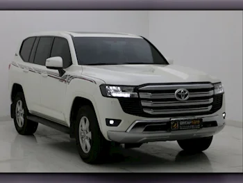Toyota  Land Cruiser  GXR Twin Turbo  2022  Automatic  65,000 Km  6 Cylinder  Four Wheel Drive (4WD)  SUV  White  With Warranty