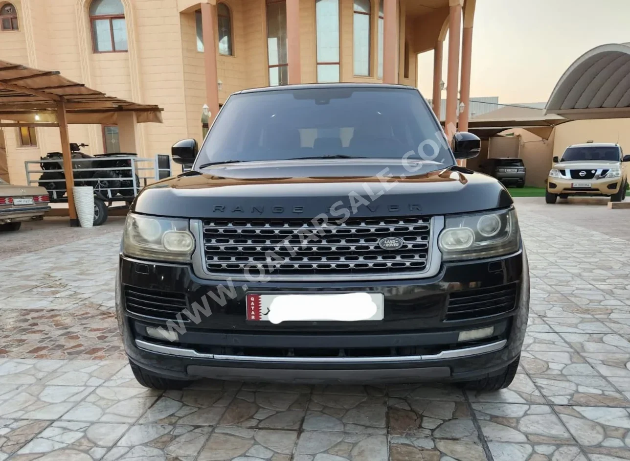 Land Rover  Range Rover  Vogue HSE  2014  Automatic  136,000 Km  8 Cylinder  Four Wheel Drive (4WD)  SUV  Black