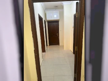2 غرف نوم  شقة  للايجار  في الدوحة -  المعمورة  غير مفروشة