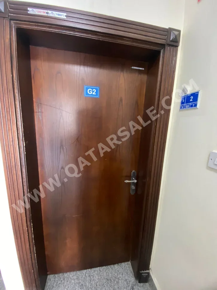 3 Bedrooms  Apartment  For Rent  in Doha -  Fereej Kulaib  Not Furnished