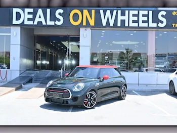 Mini  Cooper  JCW  2020  Automatic  32,700 Km  4 Cylinder  Front Wheel Drive (FWD)  Hatchback  Forest Green