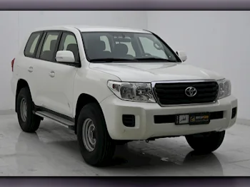Toyota  Land Cruiser  G  2015  Automatic  299,000 Km  6 Cylinder  Four Wheel Drive (4WD)  SUV  Pearl