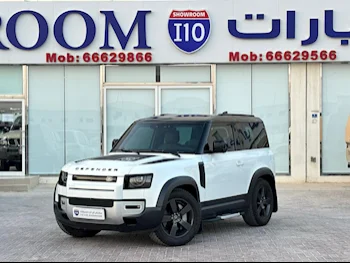 Land Rover  Defender  90 HSE  2021  Automatic  37,000 Km  6 Cylinder  Four Wheel Drive (4WD)  SUV  White