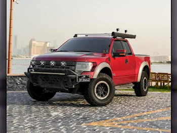 Ford  Raptor  SVT  2014  Automatic  110,000 Km  8 Cylinder  Four Wheel Drive (4WD)  Pick Up  Red