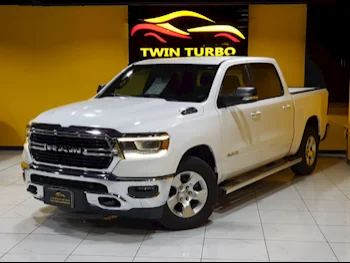 Dodge  Ram  1500  2019  Automatic  76,000 Km  8 Cylinder  Four Wheel Drive (4WD)  Pick Up  White